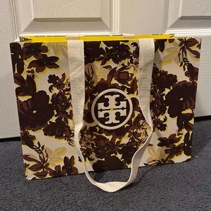 Tory Burch gift bag